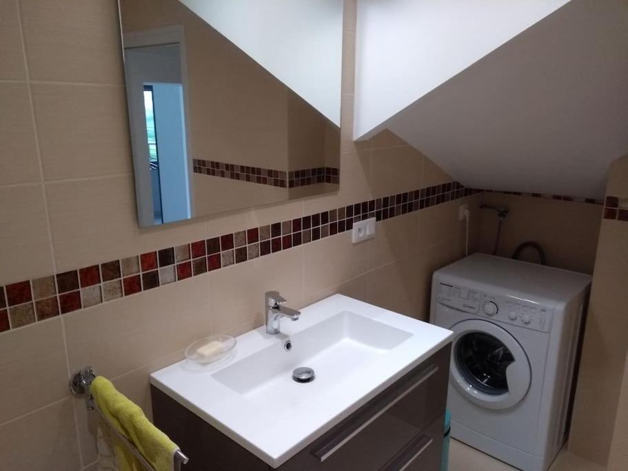 Charmant Appartement T2 Neuf ,Calme Tout Confort. Cases-de-Pene 外观 照片